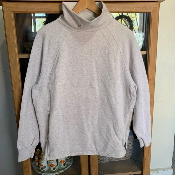 Varley Mock Neck Oatmeal Sweatshirt Zipper Sides Quiet Luxury Women' Size Medium - Picture 1 of 6